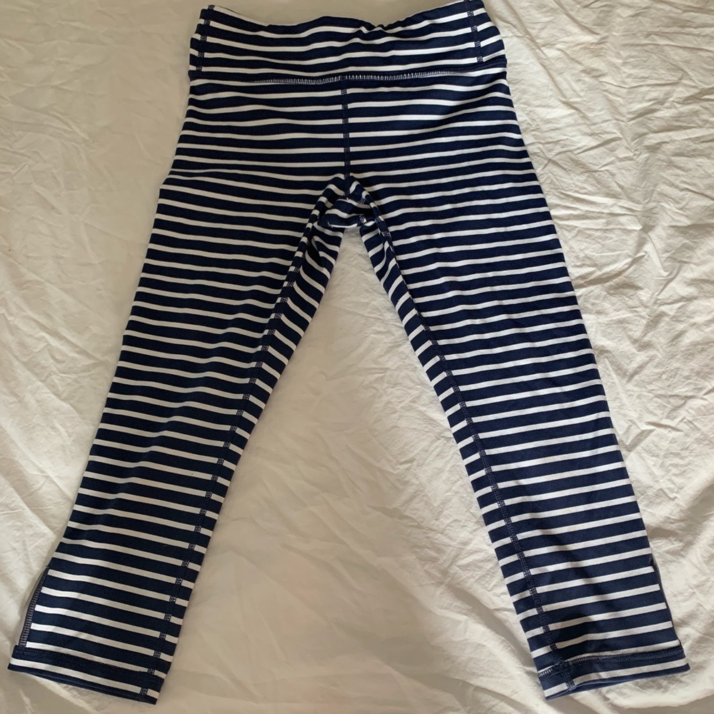 athletic girl leggings